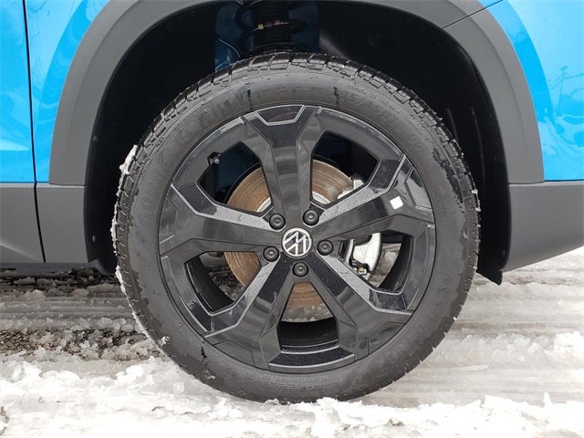 2025 Volkswagen Taos 1.5T SE Black