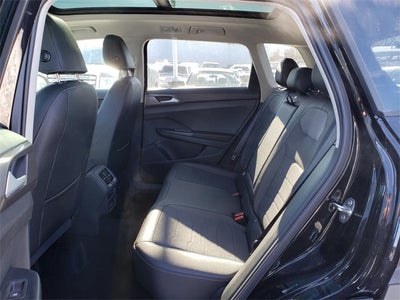 2026 Volkswagen Taos 1.5T SE Black