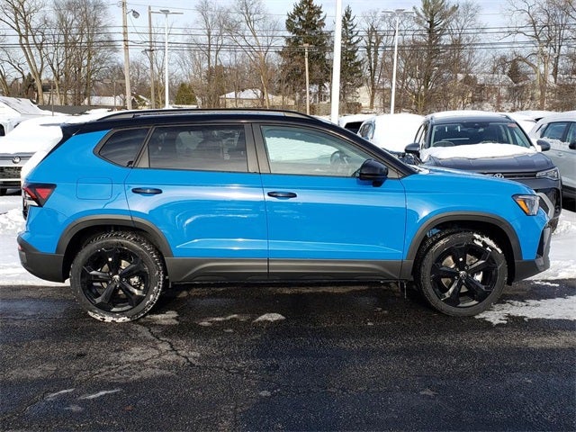 2026 Volkswagen Taos 1.5T SE Black