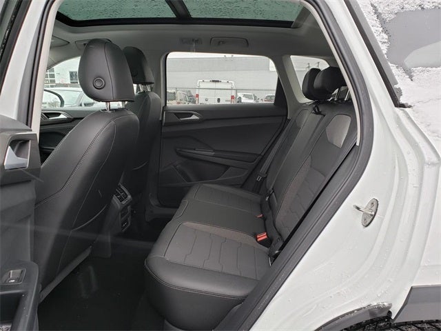 2026 Volkswagen Taos 1.5T SE Black