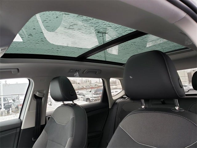 2026 Volkswagen Taos 1.5T SE Black