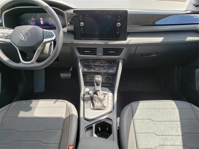 2025 Volkswagen Taos 1.5T SE Black