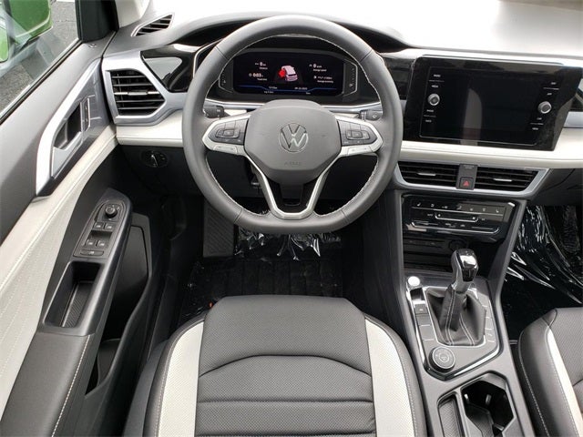 2025 Volkswagen Taos 1.5T SEL