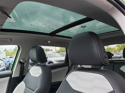 2025 Volkswagen Taos 1.5T SEL