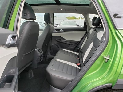 2025 Volkswagen Taos 1.5T SEL