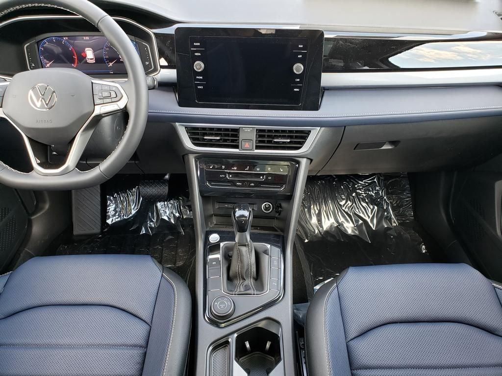2026 Volkswagen Taos 1.5T SEL