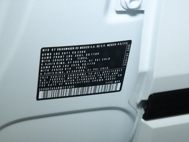 2024 Volkswagen Tiguan 2.0T SE R-Line Black