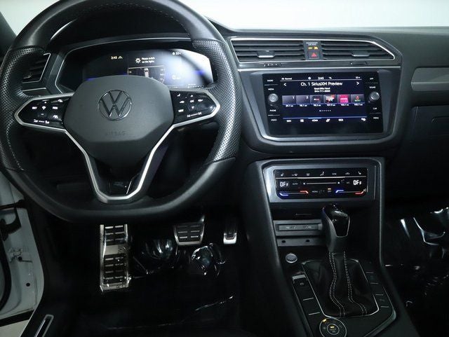 2024 Volkswagen Tiguan 2.0T SE R-Line Black