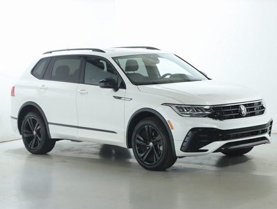 2024 Volkswagen Tiguan 2.0T SE R-Line Black