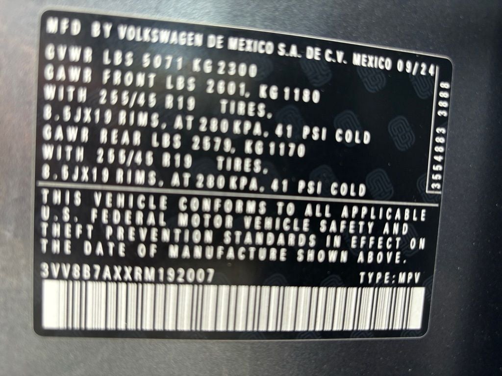 2024 Volkswagen Tiguan 2.0T SE R-Line Black