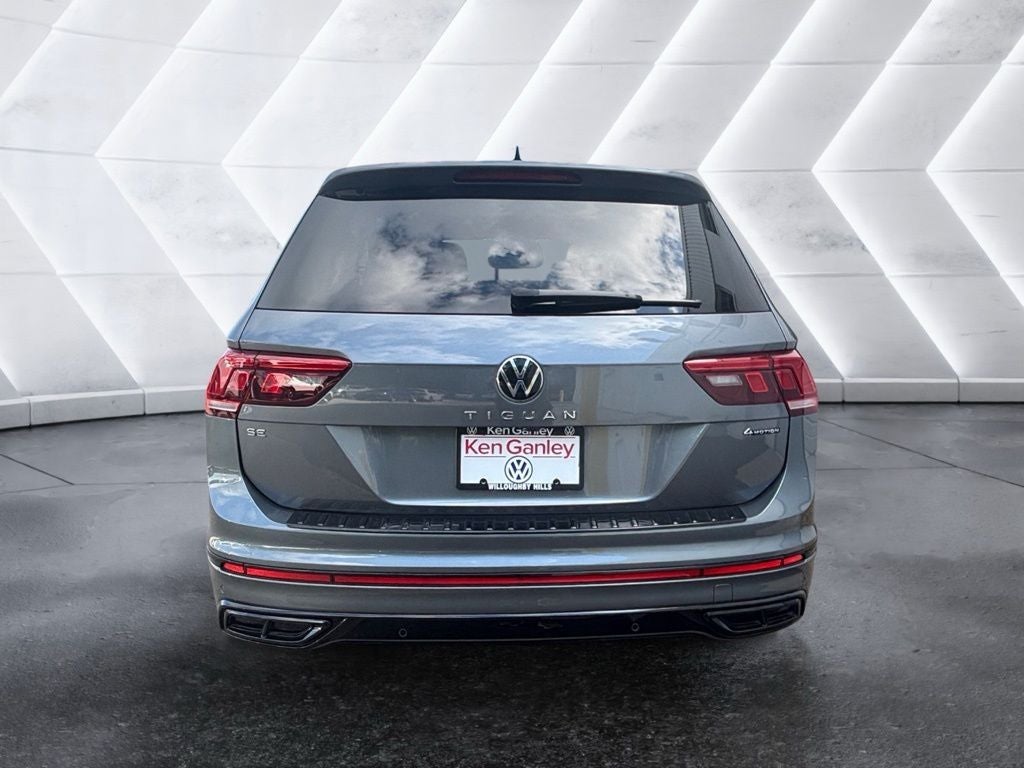 2024 Volkswagen Tiguan 2.0T SE R-Line Black
