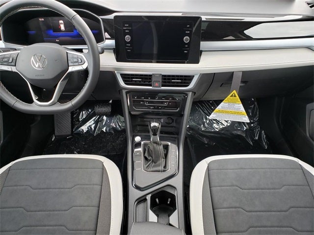 2026 Volkswagen Taos 1.5T SE