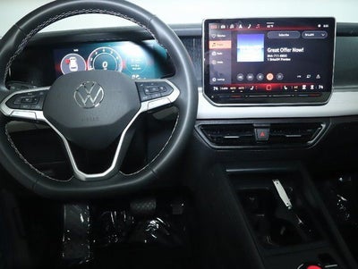2025 Volkswagen Tiguan 2.0T SE