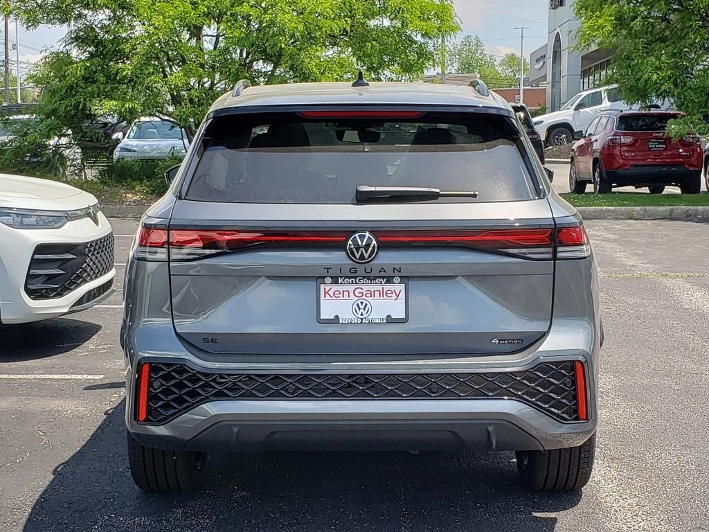 2026 Volkswagen Tiguan 2.0T SE R-Line Black