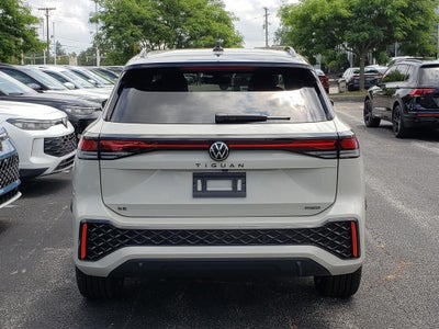 2026 Volkswagen Tiguan 2.0T SE R-Line Black