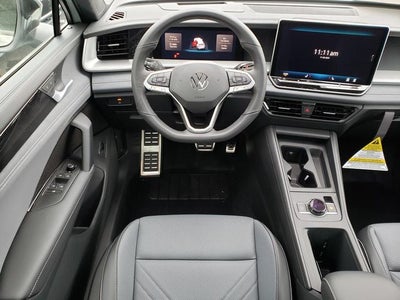 2026 Volkswagen Tiguan 2.0T SE R-Line Black