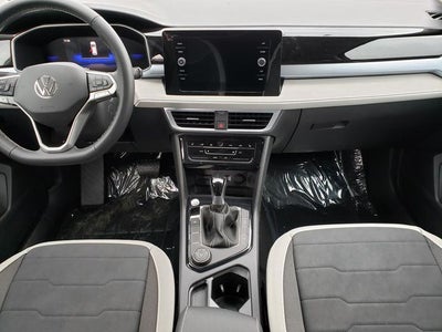 2026 Volkswagen Taos 1.5T SE