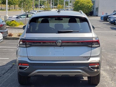 2025 Volkswagen Taos 1.5T SE
