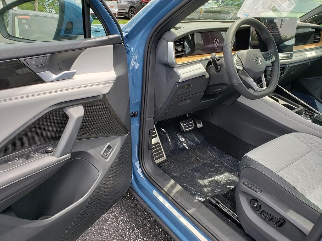 2026 Volkswagen Tiguan 2.0T SEL R-Line Turbo
