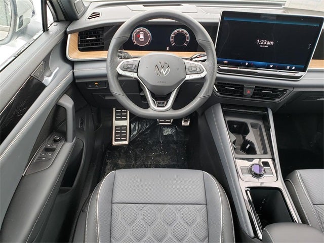 2026 Volkswagen Tiguan 2.0T SEL R-Line Turbo