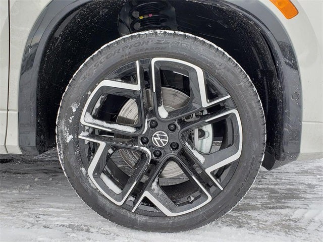 2026 Volkswagen Tiguan 2.0T SEL R-Line Turbo
