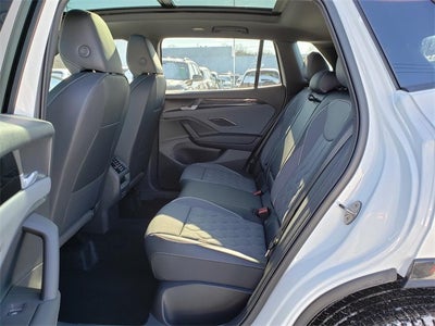 2026 Volkswagen Tiguan 2.0T SEL R-Line Turbo