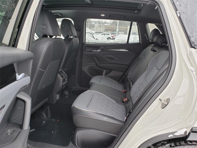 2026 Volkswagen Tiguan 2.0T SEL R-Line Turbo