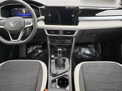 2026 Volkswagen Taos 1.5T SE