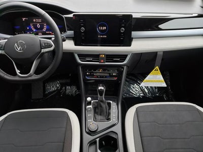 2026 Volkswagen Taos 1.5T SE