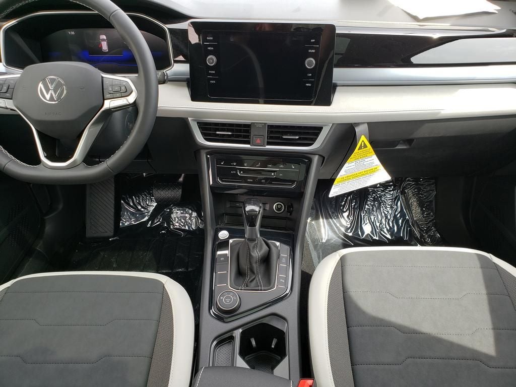 2026 Volkswagen Taos 1.5T SE