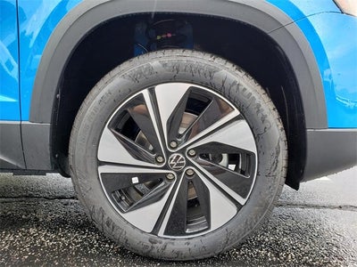 2025 Volkswagen Taos 1.5T SE