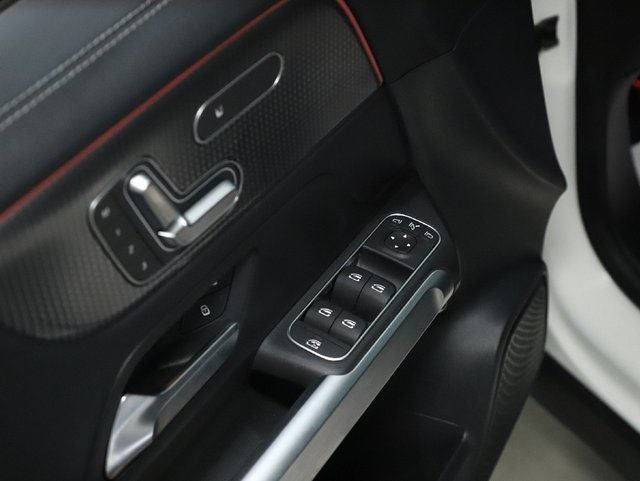 2022 Mercedes-Benz GLB GLB 250 4MATIC®