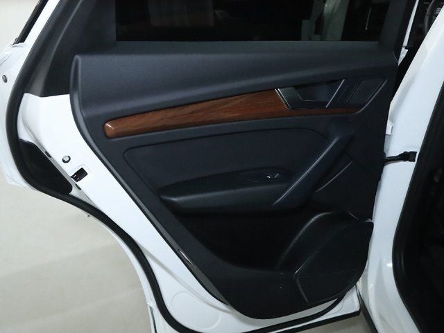 2023 Audi Q5 40 Premium quattro