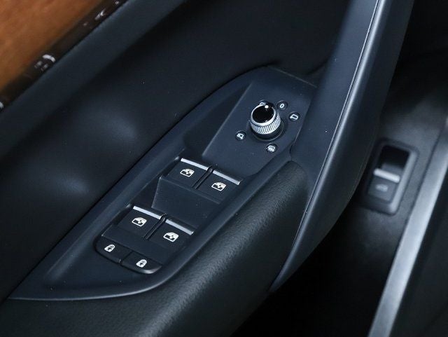 2023 Audi Q5 40 Premium quattro