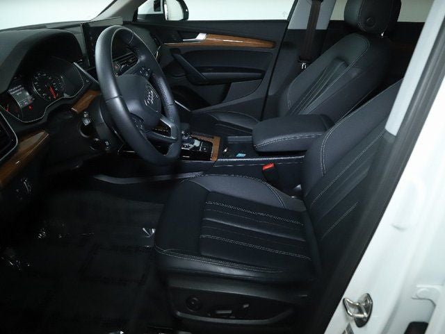 2023 Audi Q5 40 Premium quattro
