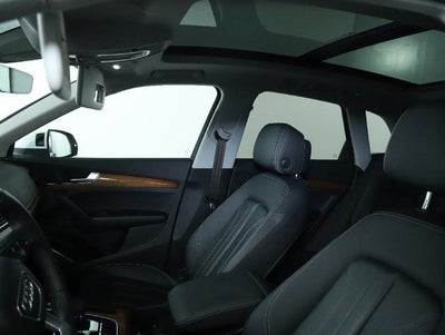 2023 Audi Q5 40 Premium quattro