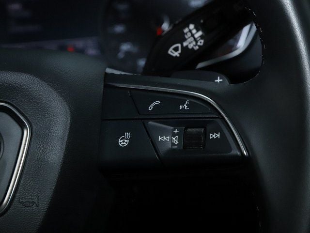 2023 Audi Q5 40 Premium quattro