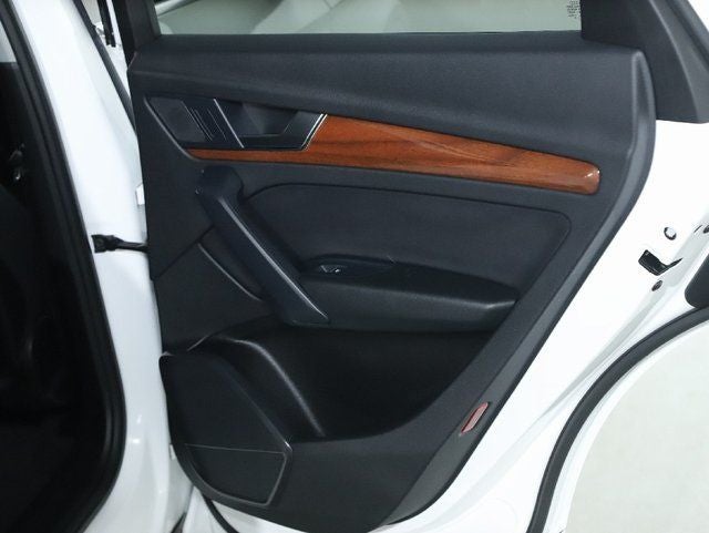 2023 Audi Q5 40 Premium quattro