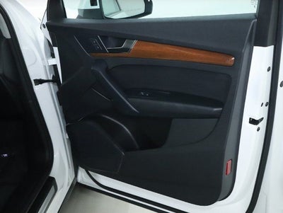 2023 Audi Q5 40 Premium quattro