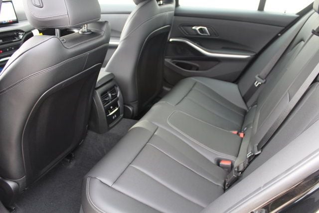 2025 BMW 3 Series 330i xDrive