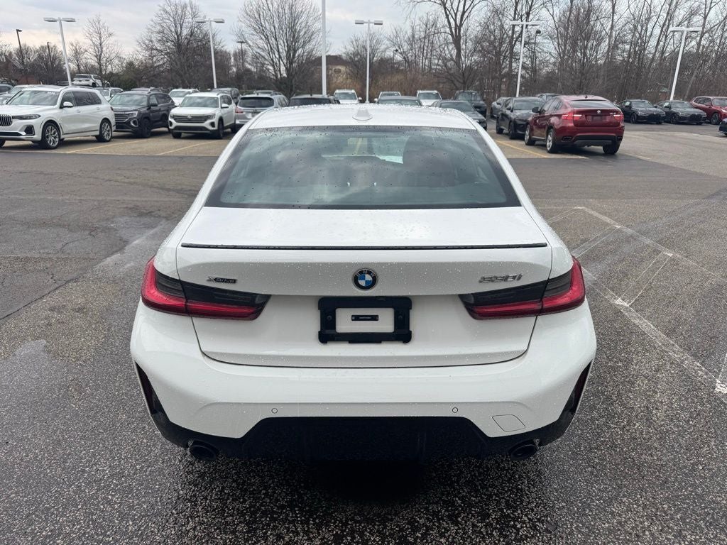 2023 BMW 3 Series 330i xDrive