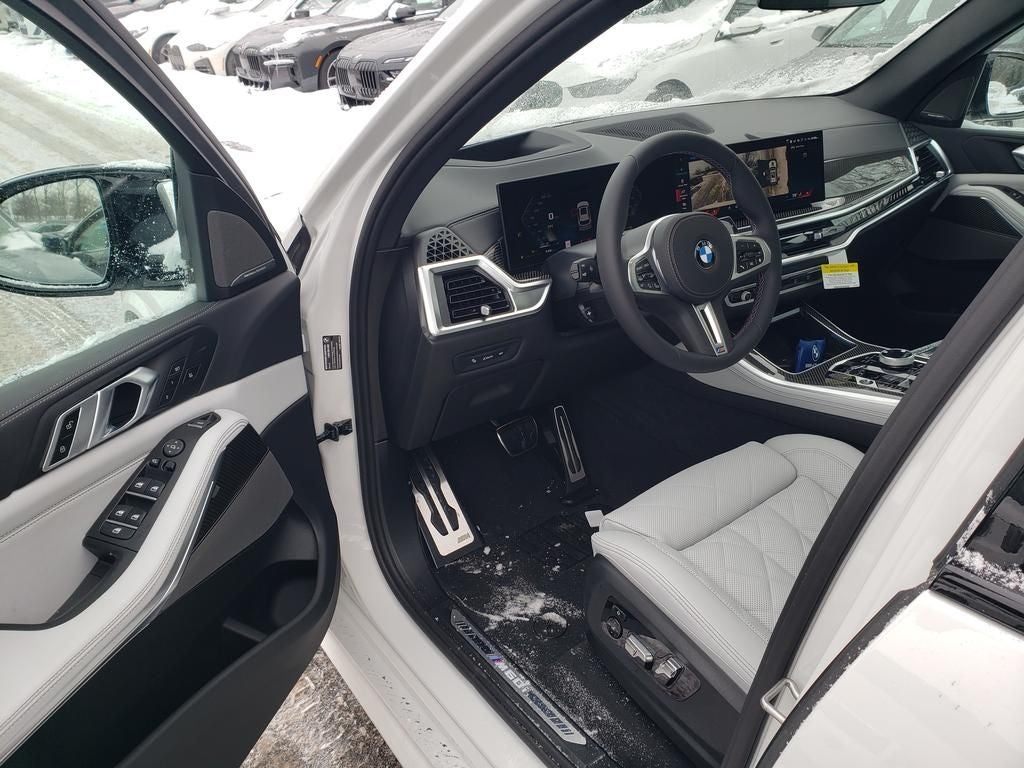 2026 BMW X5 M60i