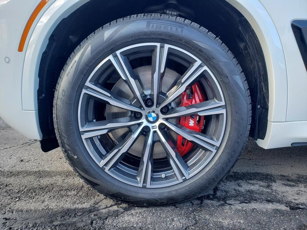 2026 BMW X5 M60i