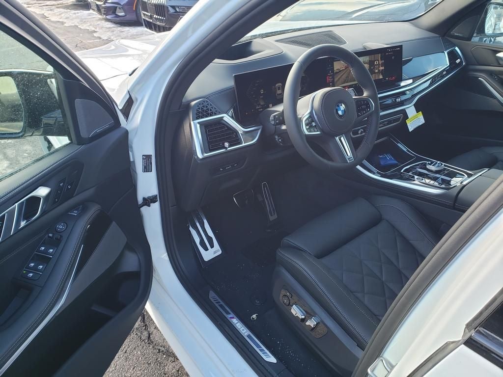 2026 BMW X5 M60i