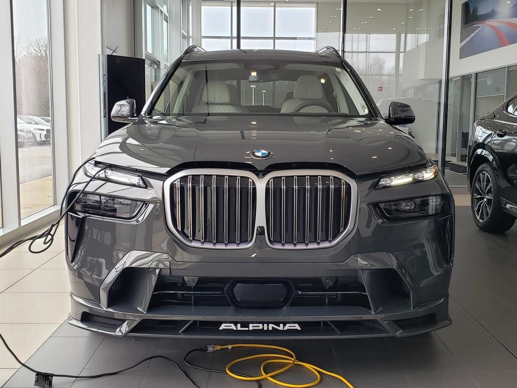 2026 BMW X7 ALPINA XB7