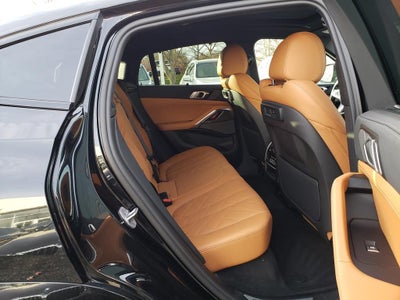 2023 BMW X6 xDrive40i
