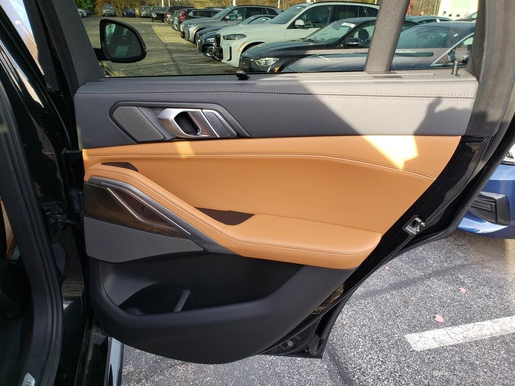 2023 BMW X6 xDrive40i