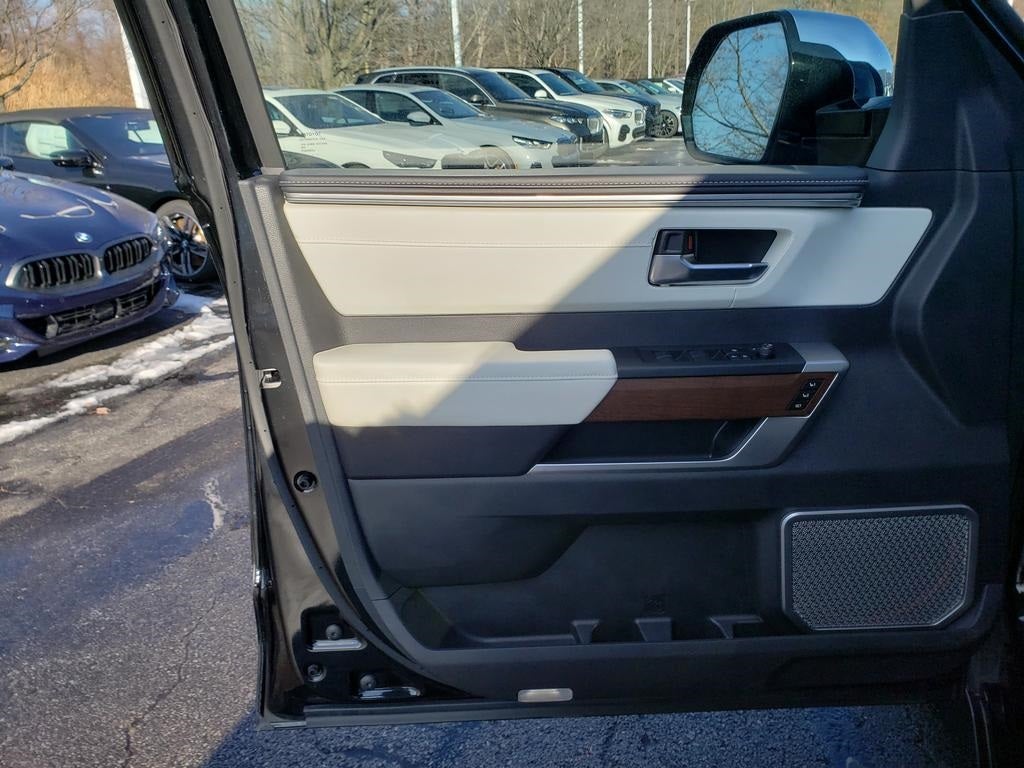 2024 Toyota Sequoia Capstone