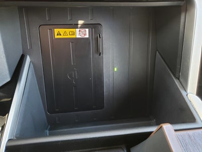 2024 Toyota Sequoia Capstone