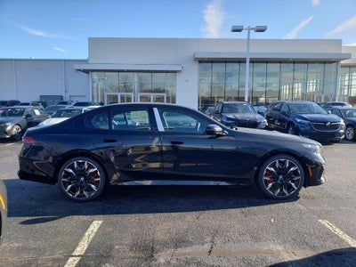 2026 BMW 5 Series 550e xDrive